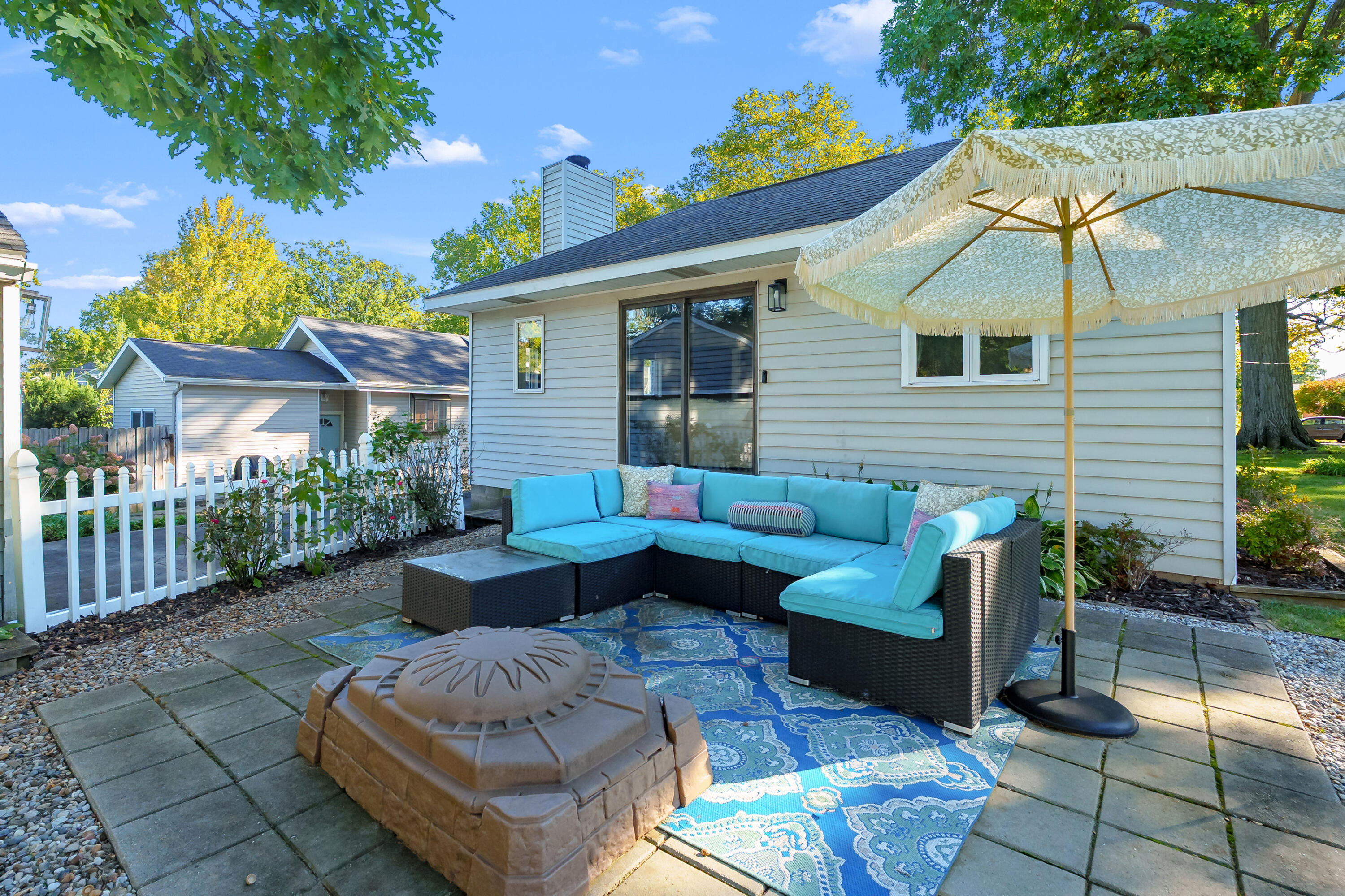 155 Holmdene Boulevard NE Grand Rapids MI 49503