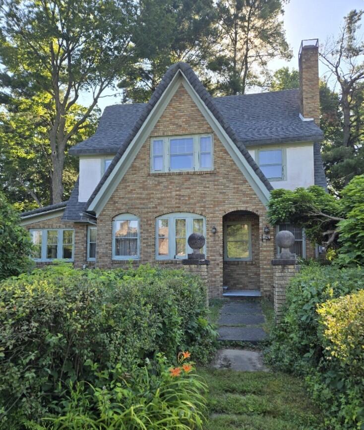 1124 Ashley Drive Kalamazoo MI 49048