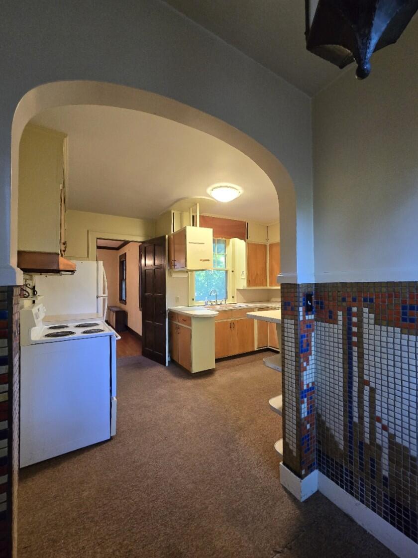 1124 Ashley Drive Kalamazoo MI 49048