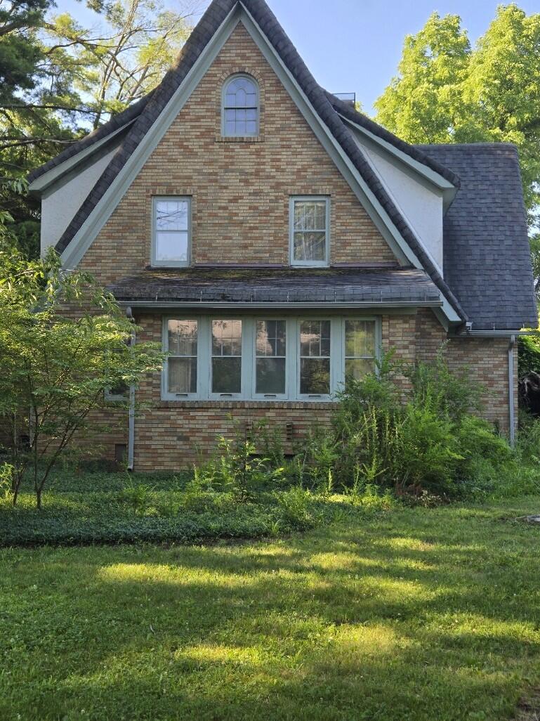 1124 Ashley Drive Kalamazoo MI 49048