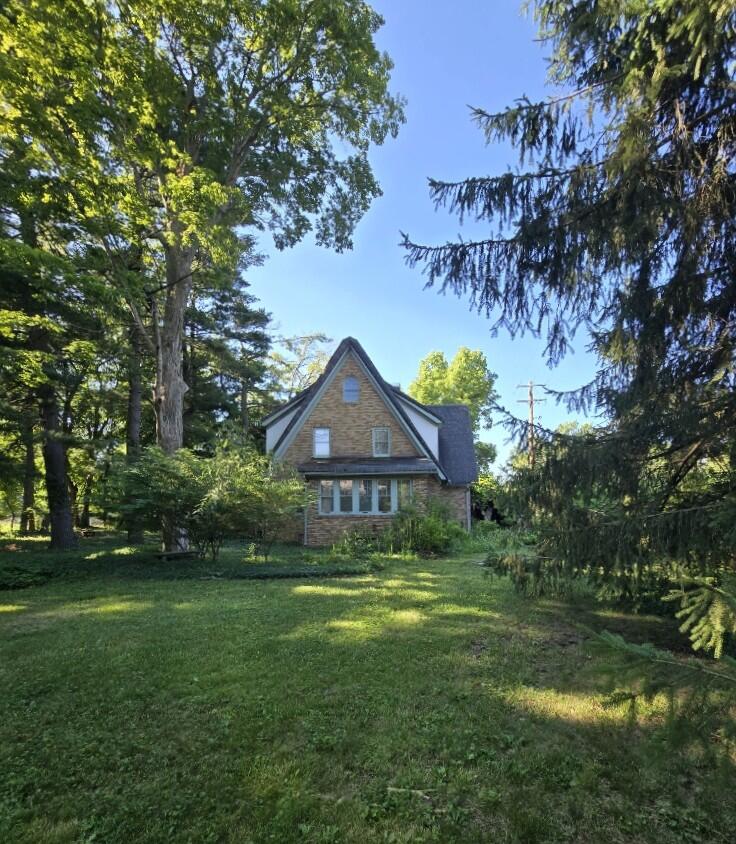 1124 Ashley Drive Kalamazoo MI 49048