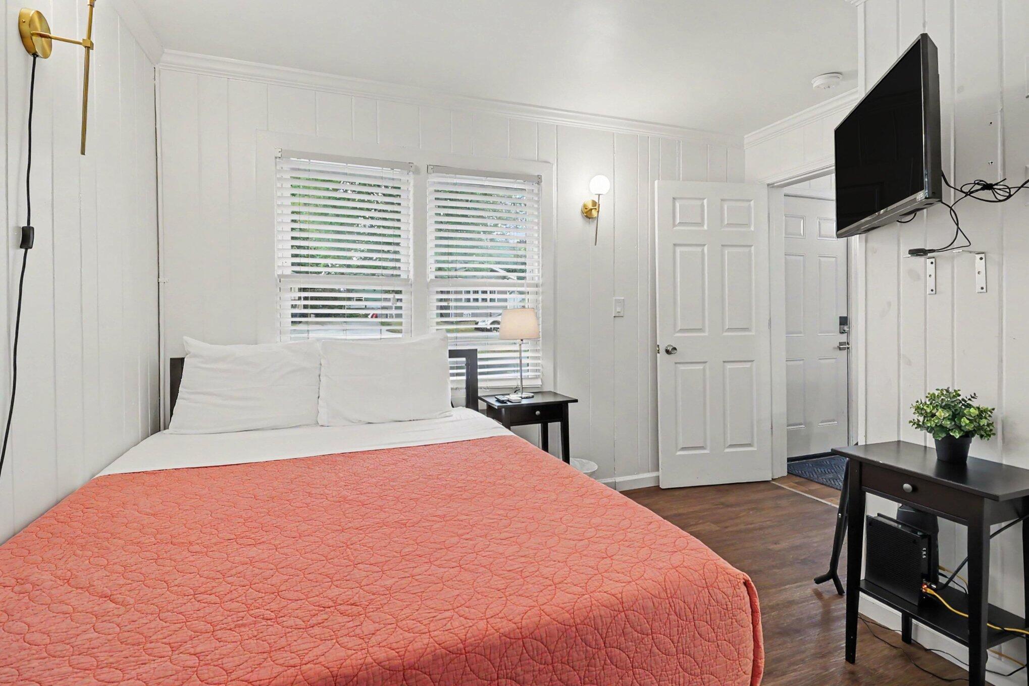 414 E Ludington Avenue Ludington MI 49431