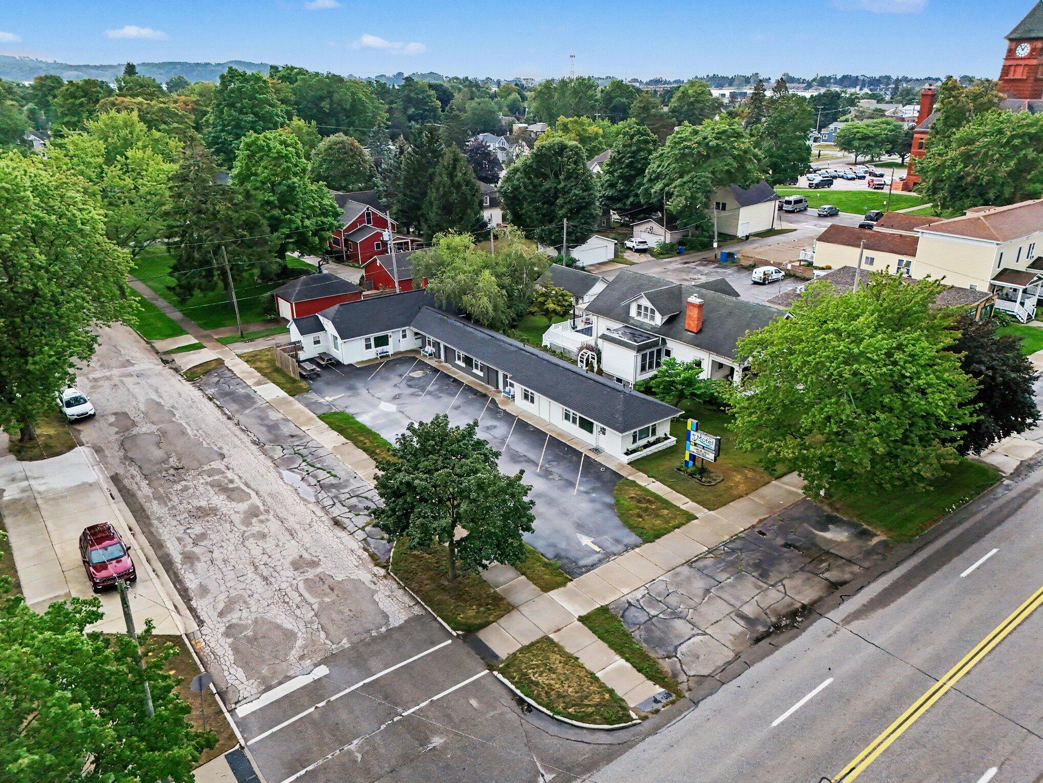 414 E Ludington Avenue Ludington MI 49431