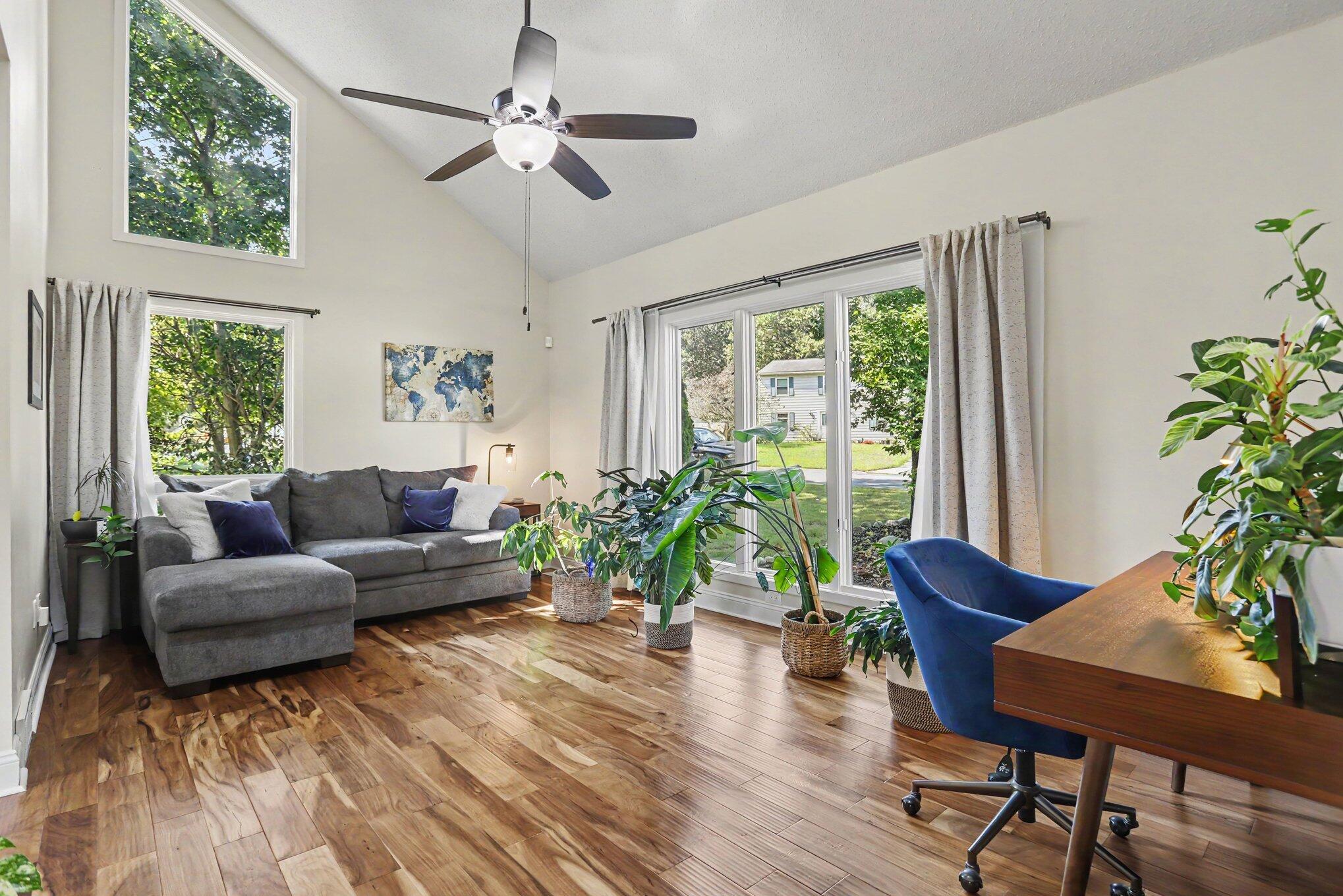 1244 Merry Brook Drive Kalamazoo MI 49048