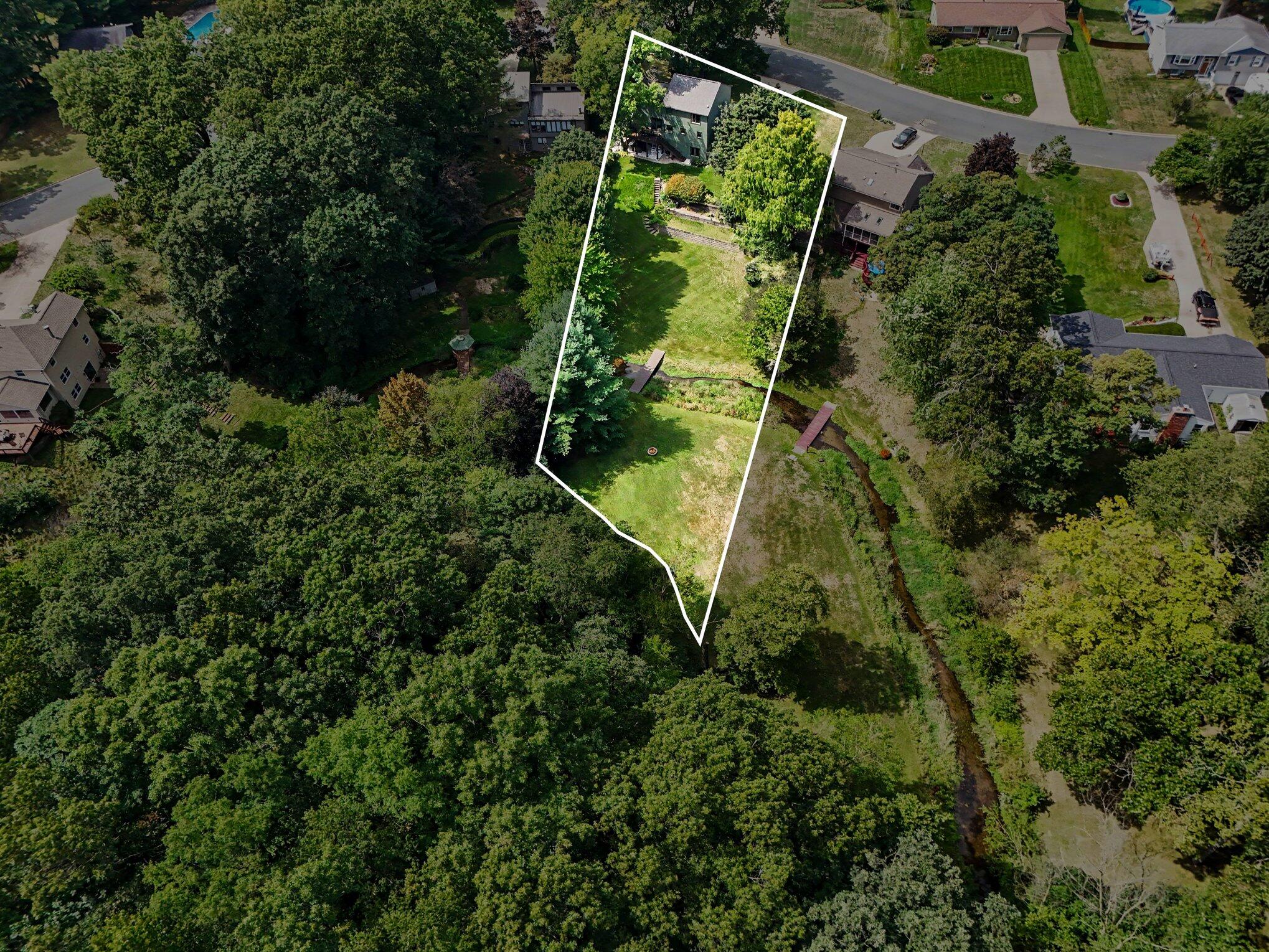 1244 Merry Brook Drive Kalamazoo MI 49048
