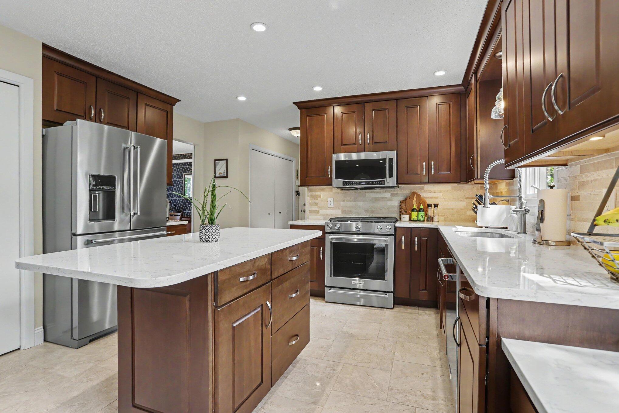 1244 Merry Brook Drive Kalamazoo MI 49048