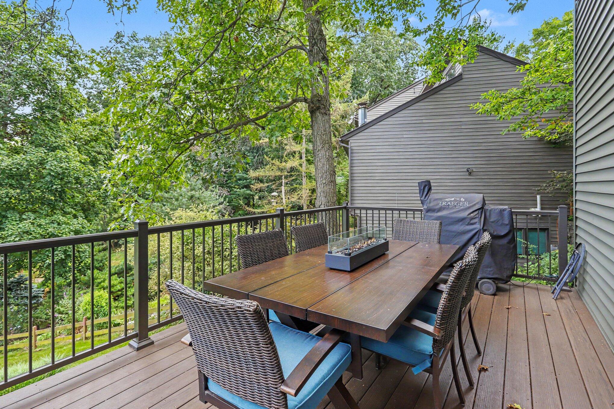 1244 Merry Brook Drive Kalamazoo MI 49048