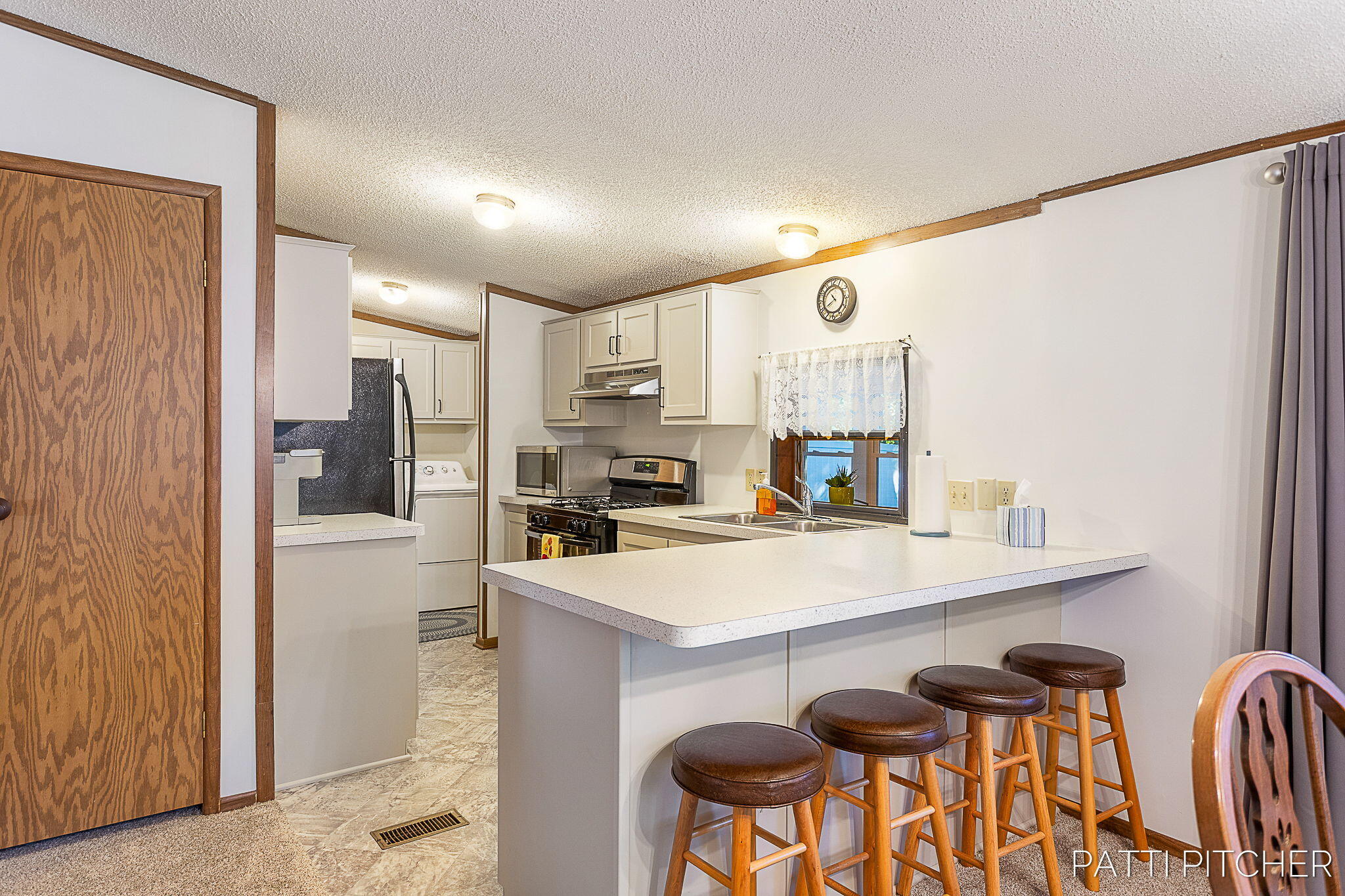 14128 Luckett Lane Grand Haven MI 49417