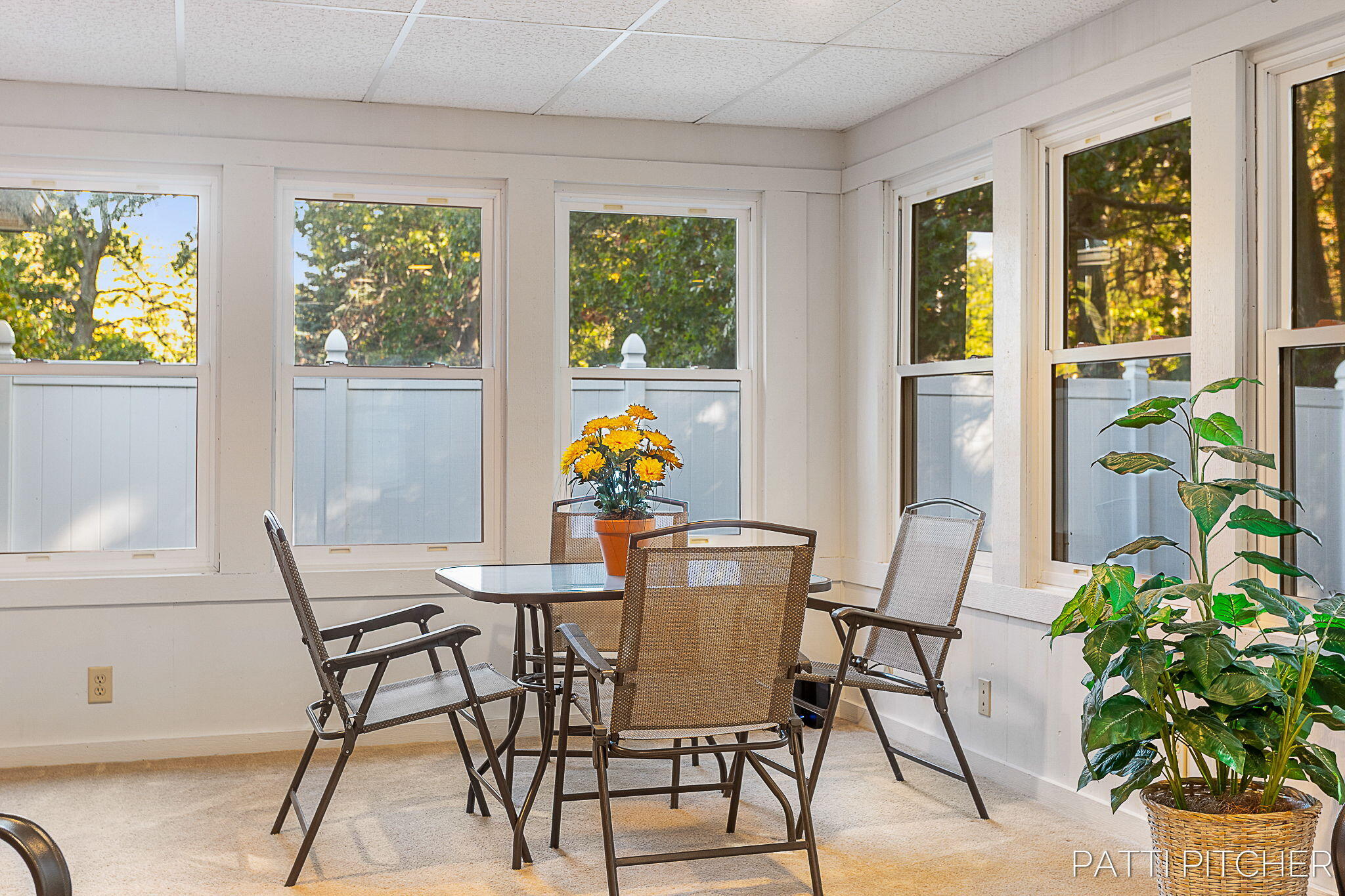 14128 Luckett Lane Grand Haven MI 49417