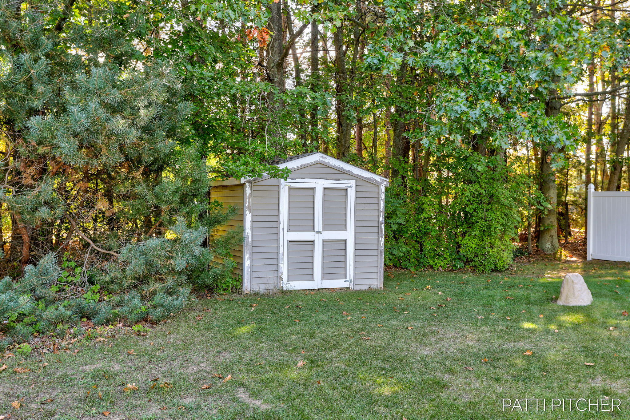 14128 Luckett Lane Grand Haven MI 49417