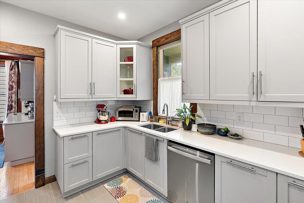20 Fuller Avenue SE Grand Rapids MI 49506