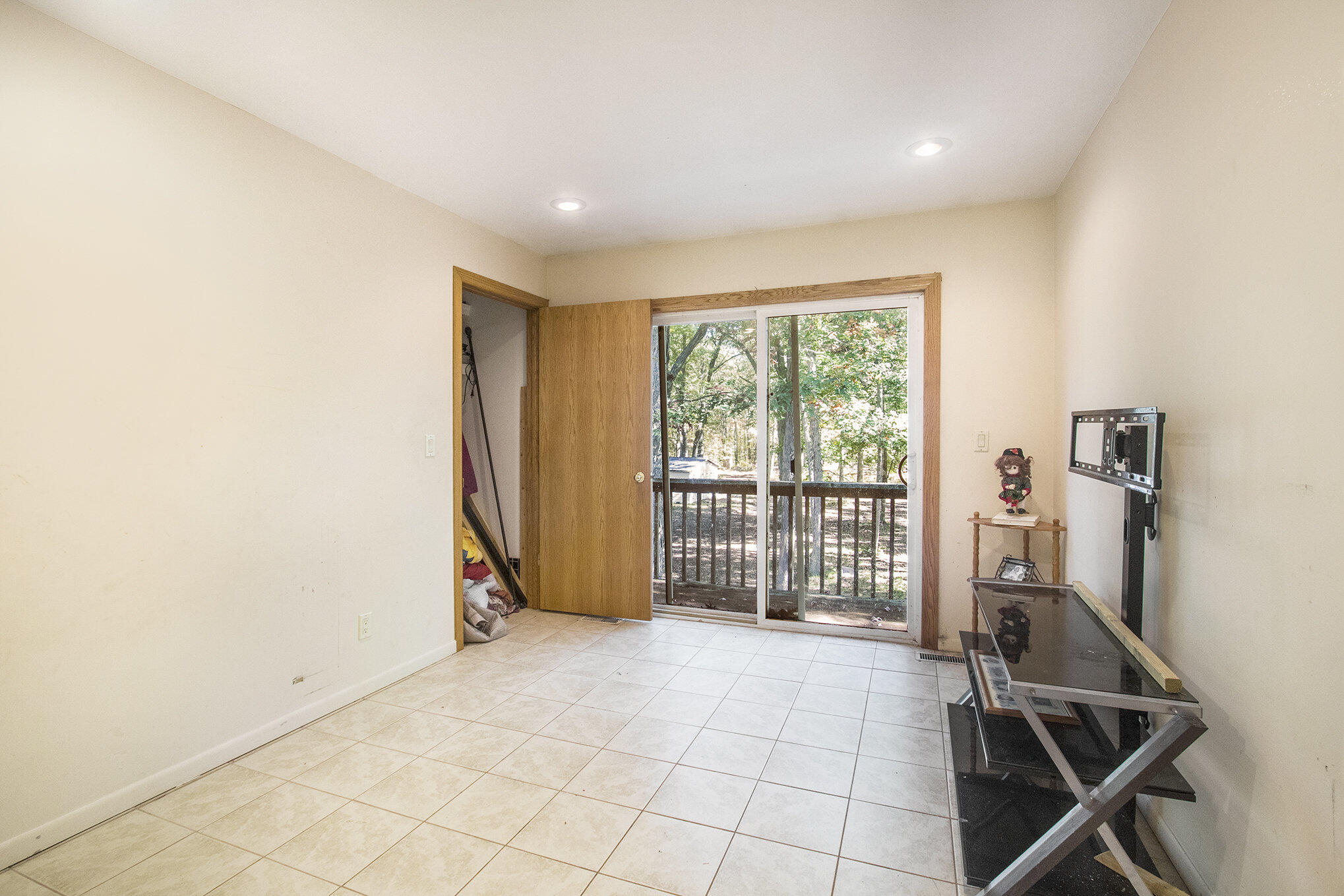 1351 56th Street Fennville MI 49408