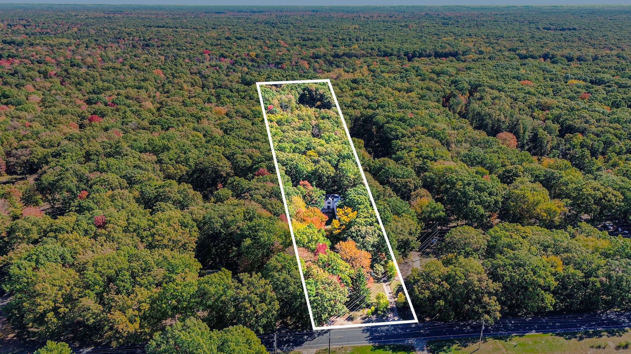 1351 56th Street Fennville MI 49408