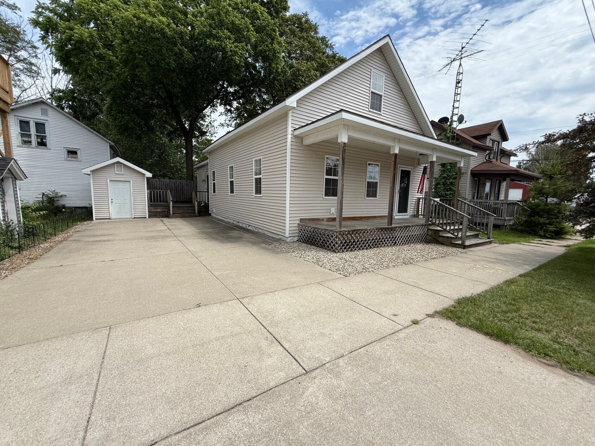 603 S George Street Ludington MI 49431