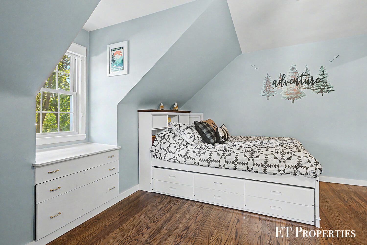 6645 Checkerberry Lane NE Rockford MI 49341