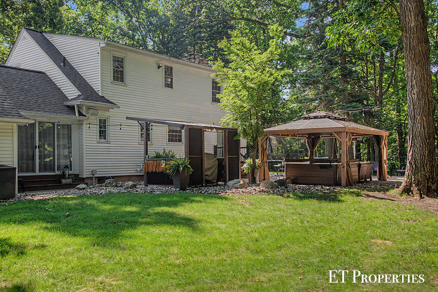 6645 Checkerberry Lane NE Rockford MI 49341
