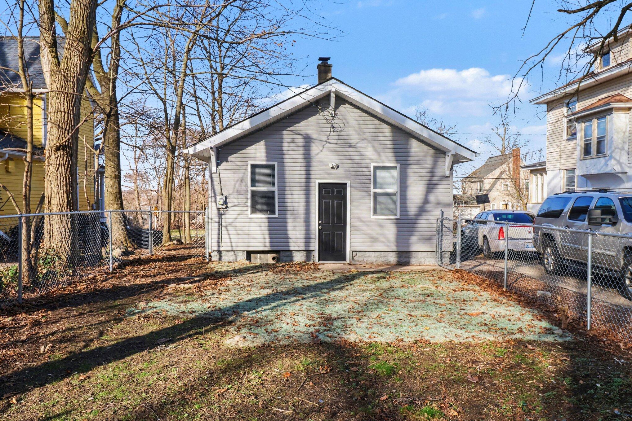 620 Charlotte Avenue Kalamazoo MI 49048