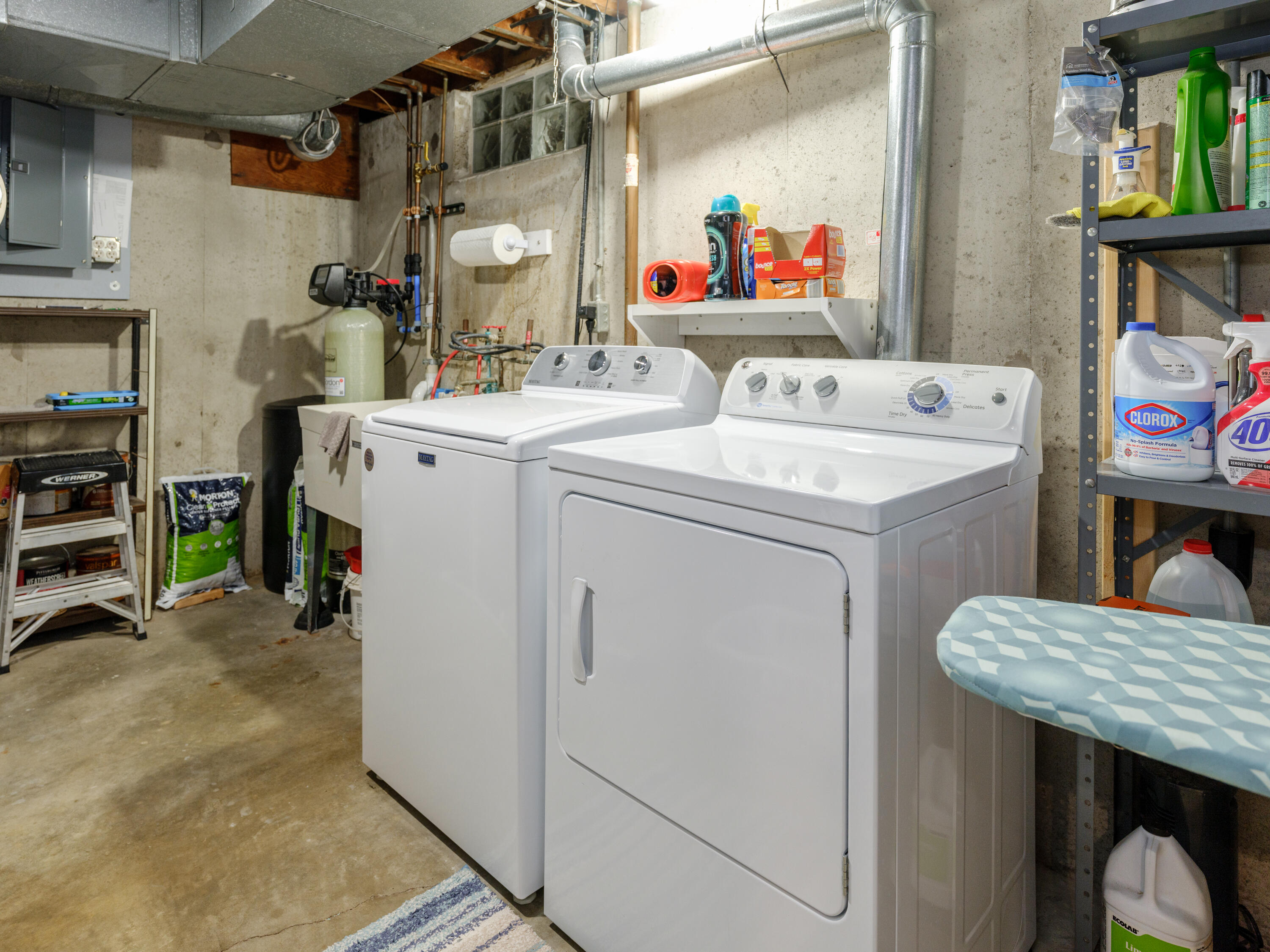 5482 Lindenwood Street Kalamazoo MI 49004