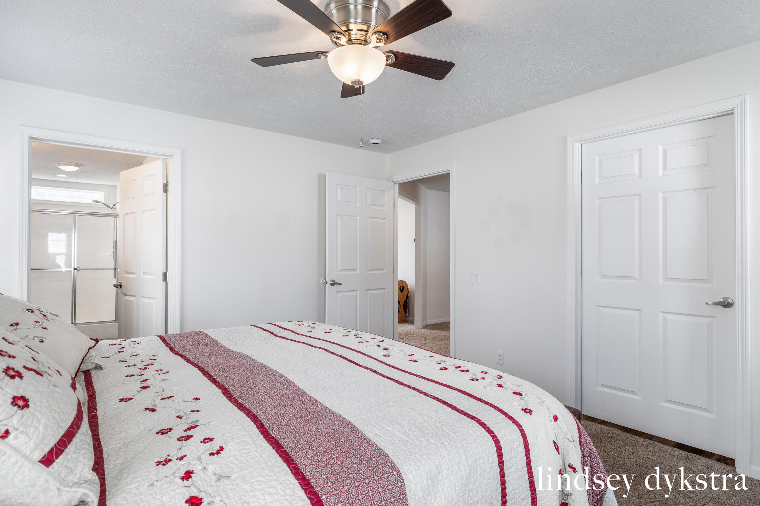 5231 Woodberry Lane Holland MI 49423