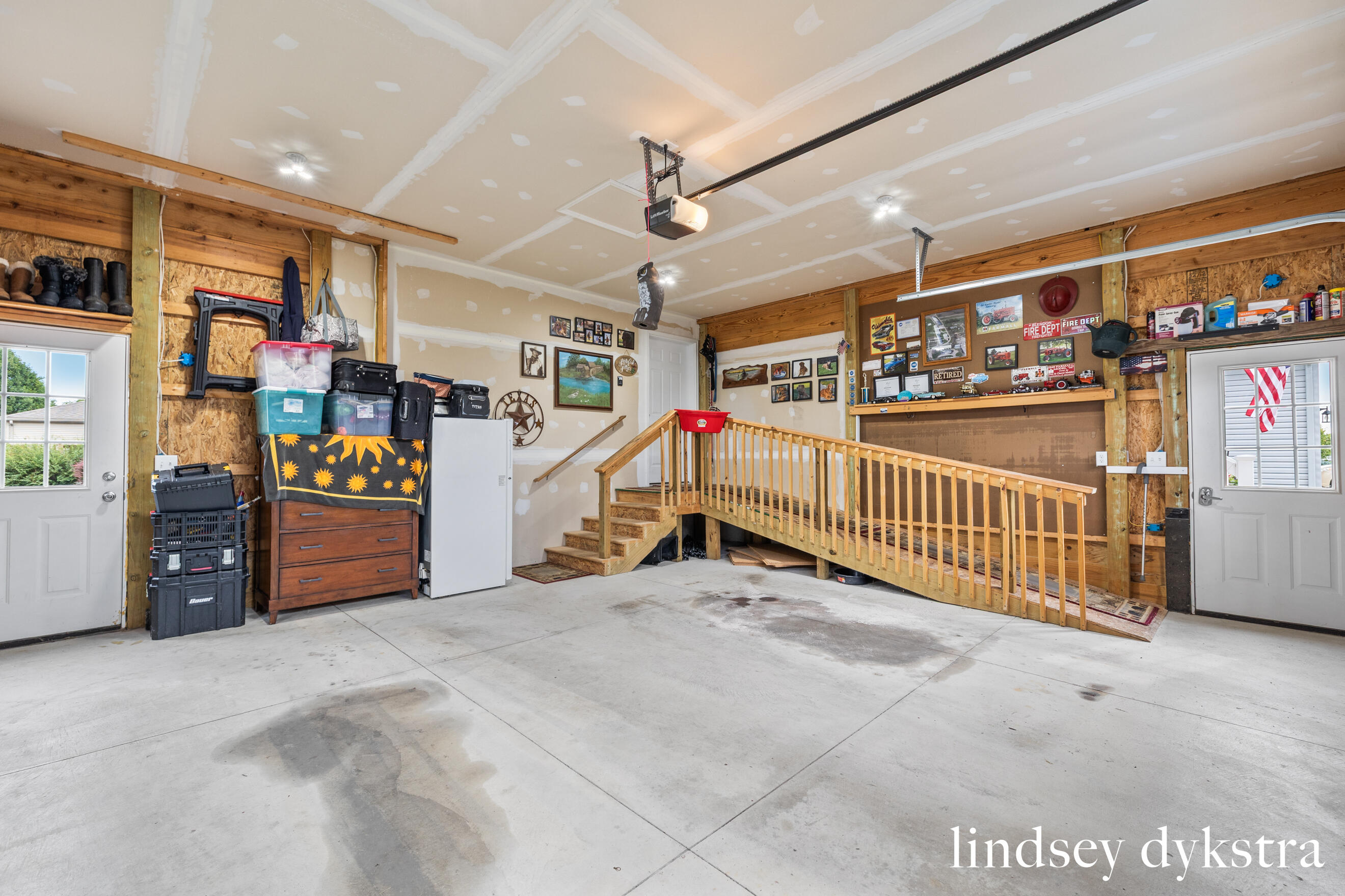 5231 Woodberry Lane Holland MI 49423