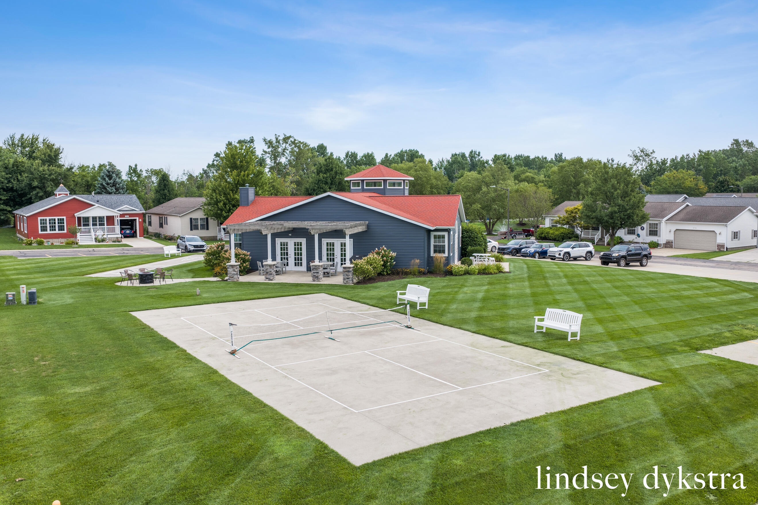 5231 Woodberry Lane Holland MI 49423