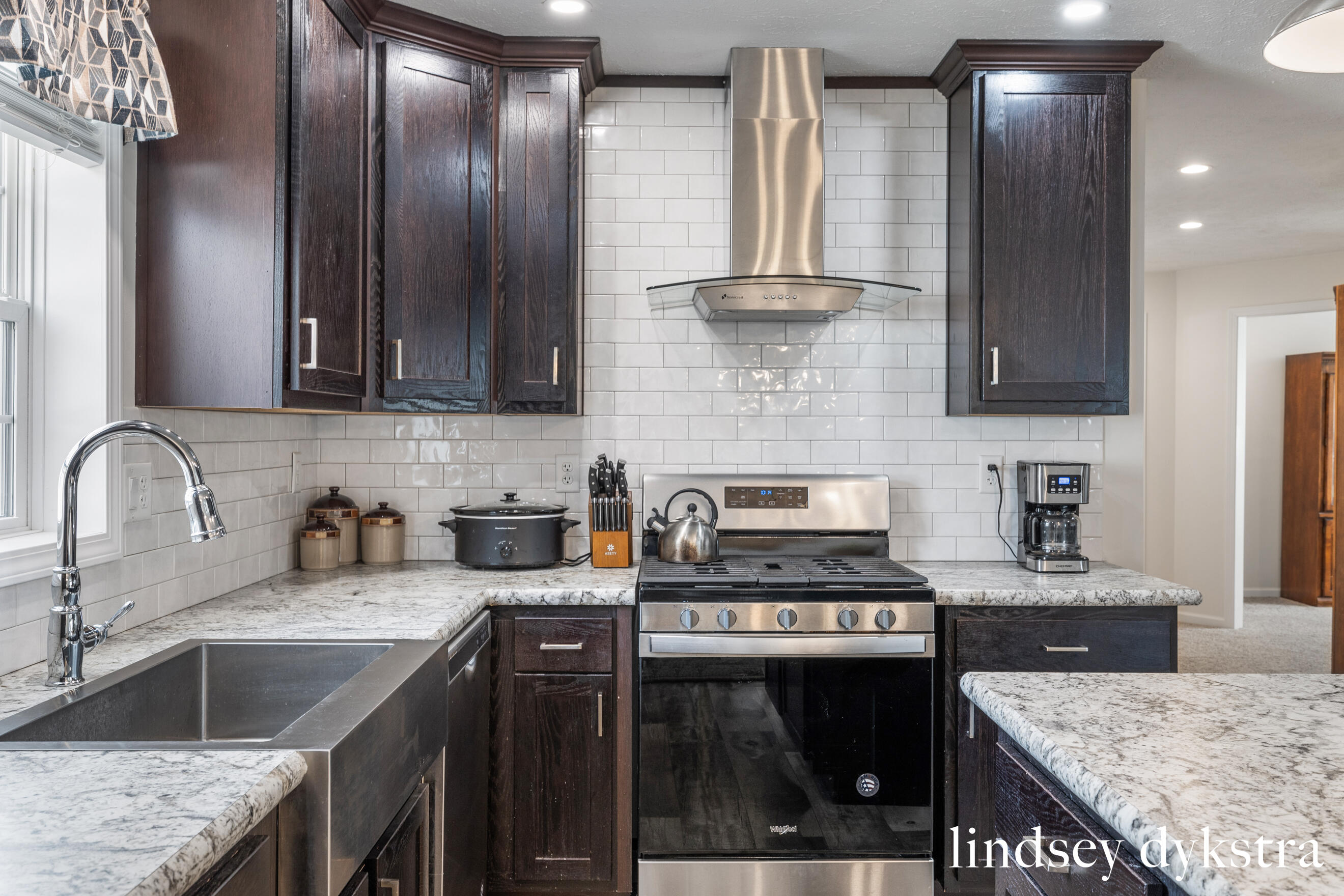5231 Woodberry Lane Holland MI 49423