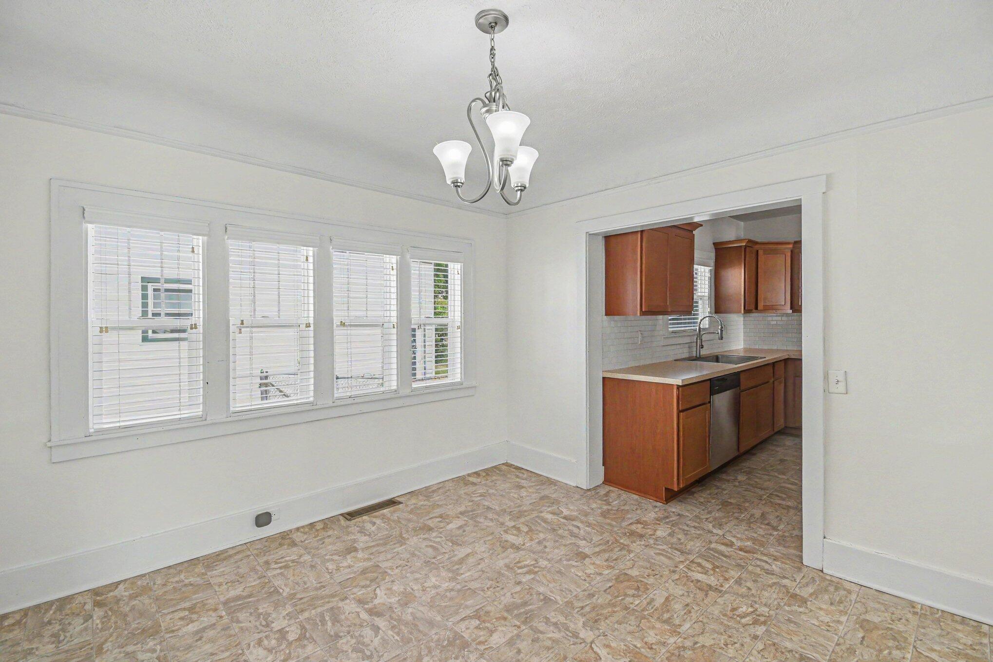 735 Eleanor Street NE Grand Rapids MI 49505