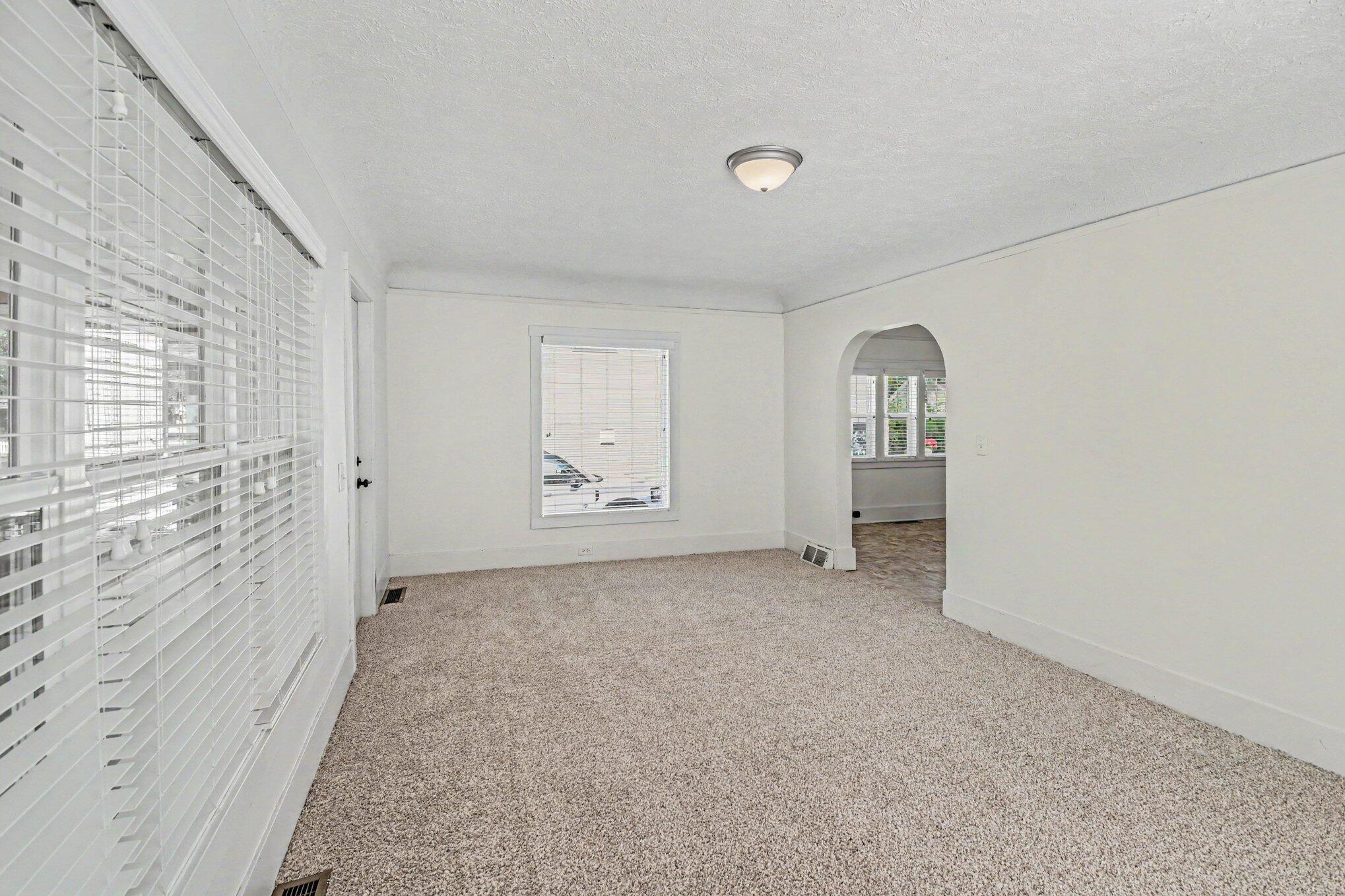 735 Eleanor Street NE Grand Rapids MI 49505