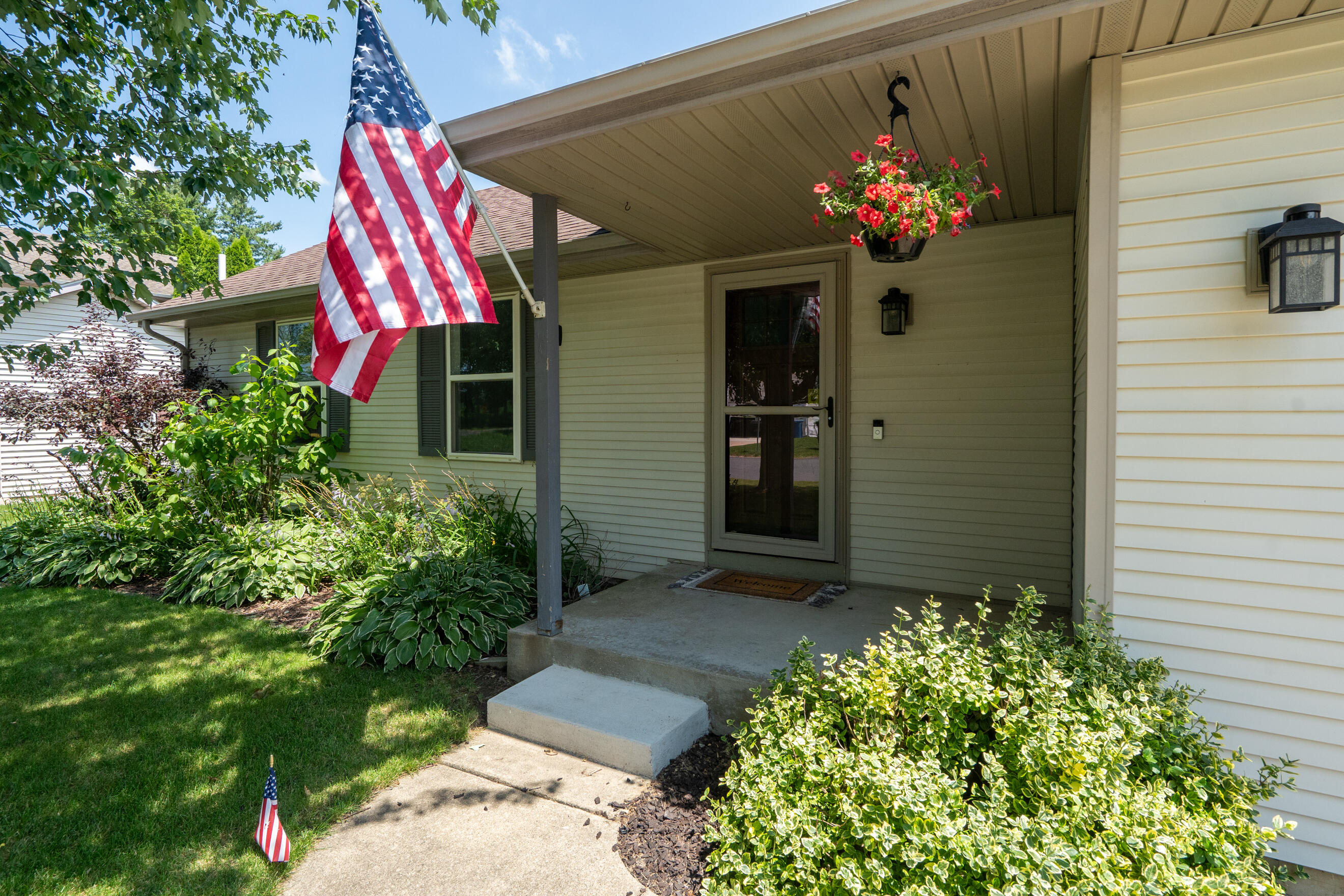 4944 Black Oak Lane Kalamazoo MI 49004