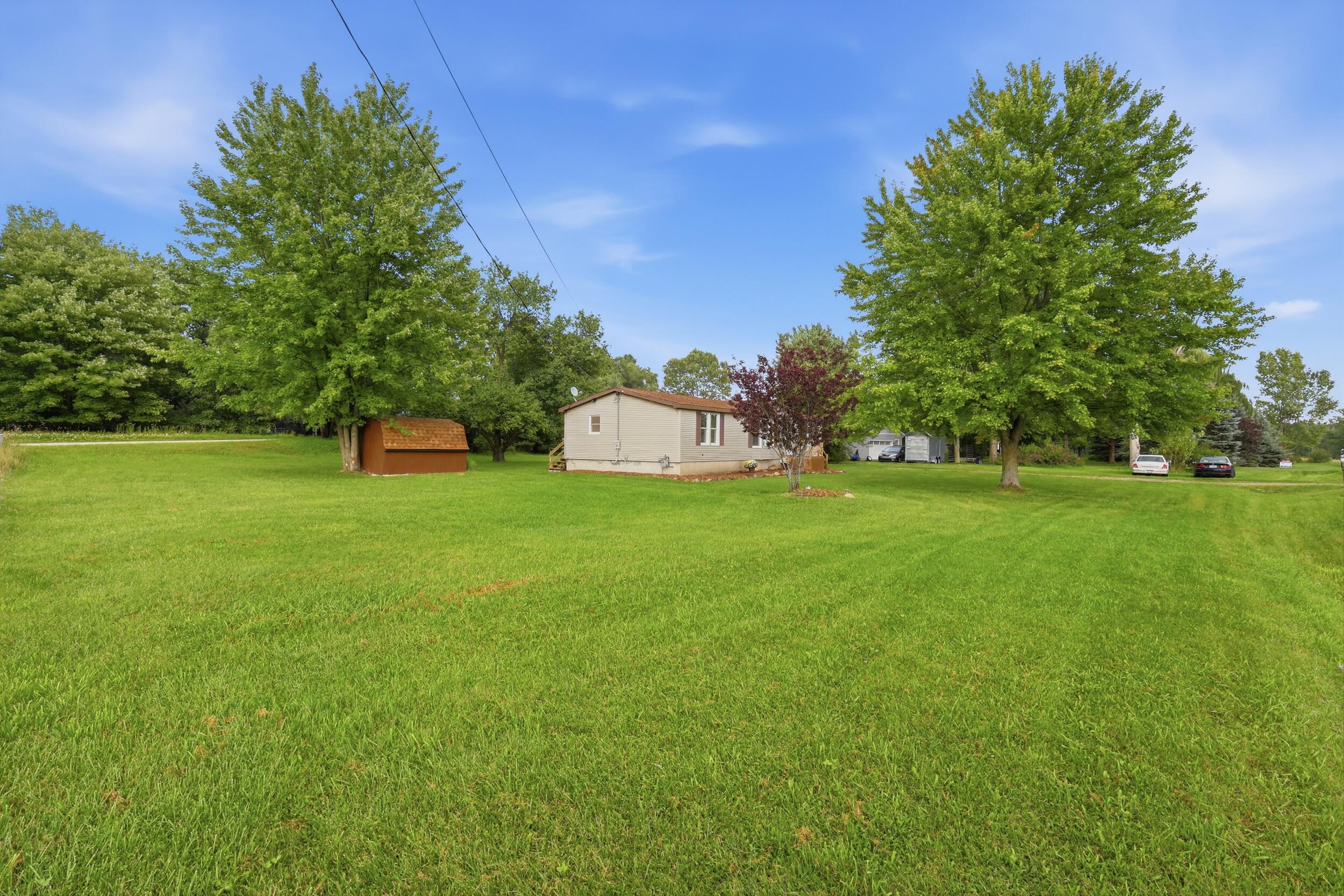 9949 10 Mile Road NE Rockford MI 49341