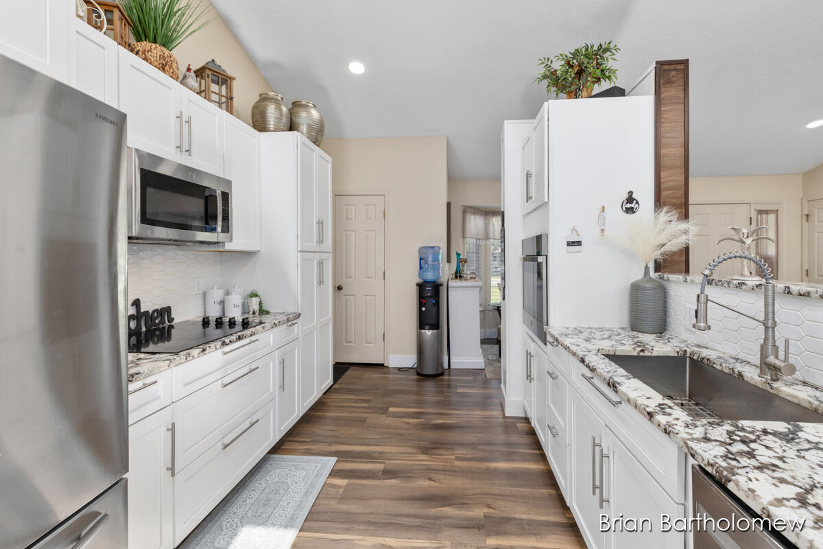 2657 Leffingwell Avenue NE Grand Rapids MI 49525
