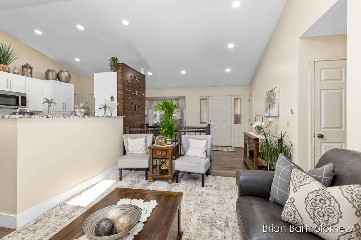 2657 Leffingwell Avenue NE Grand Rapids MI 49525