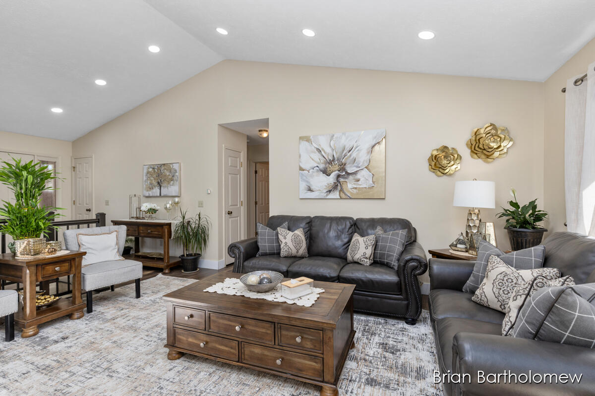 2657 Leffingwell Avenue NE Grand Rapids MI 49525