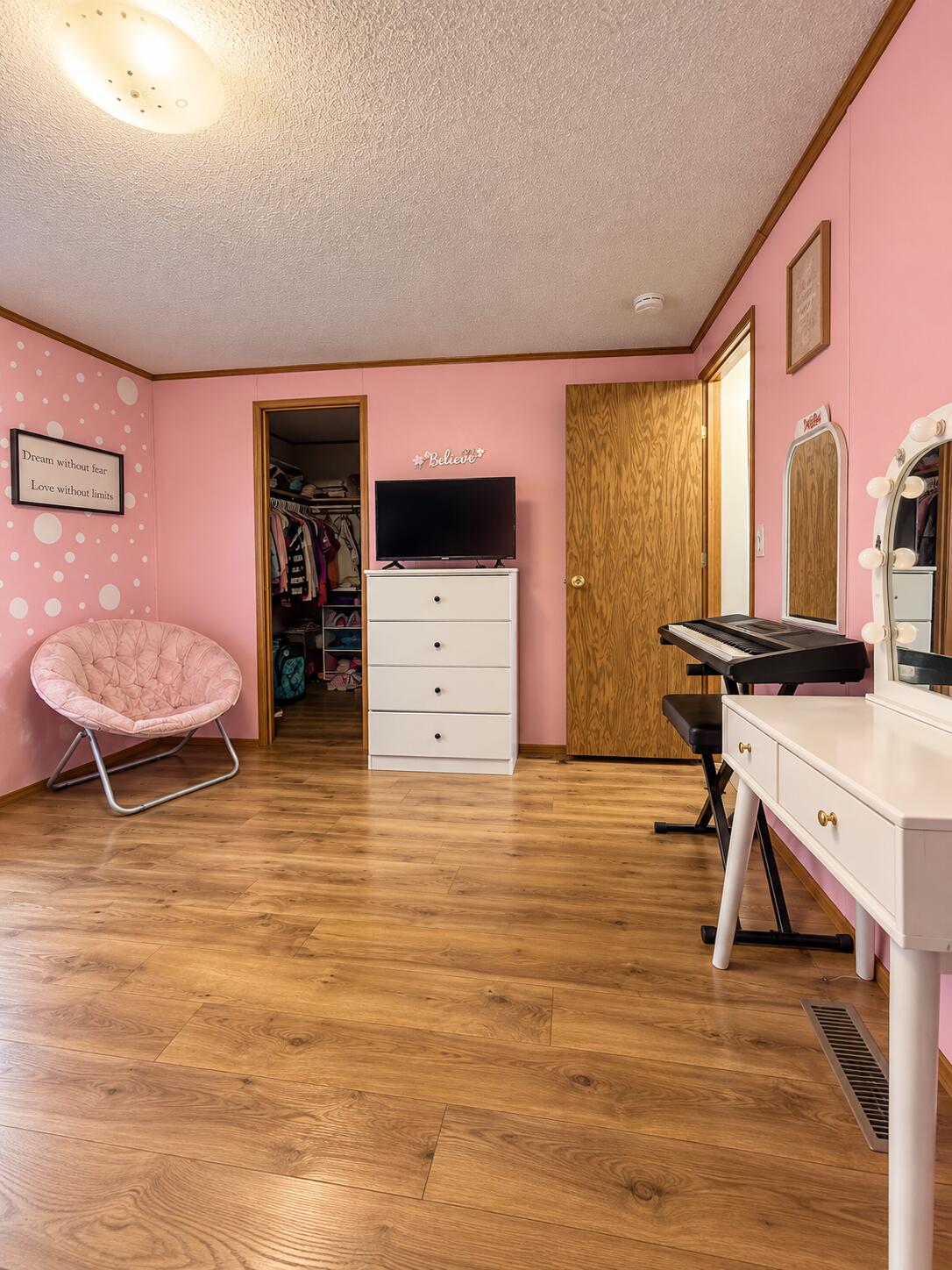 1105 Parkway Street Muskegon MI 49442