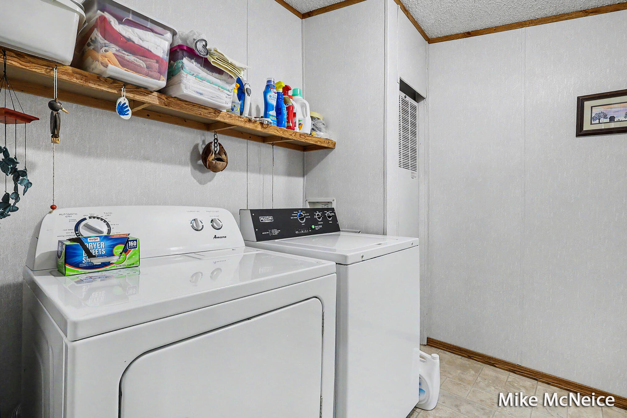 2079 W Mcmillan Road Muskegon MI 49445