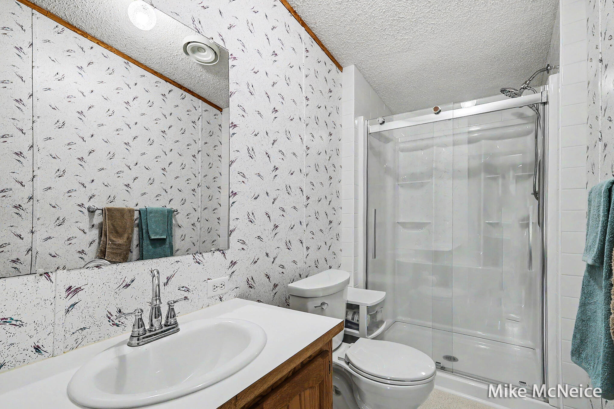 2079 W Mcmillan Road Muskegon MI 49445