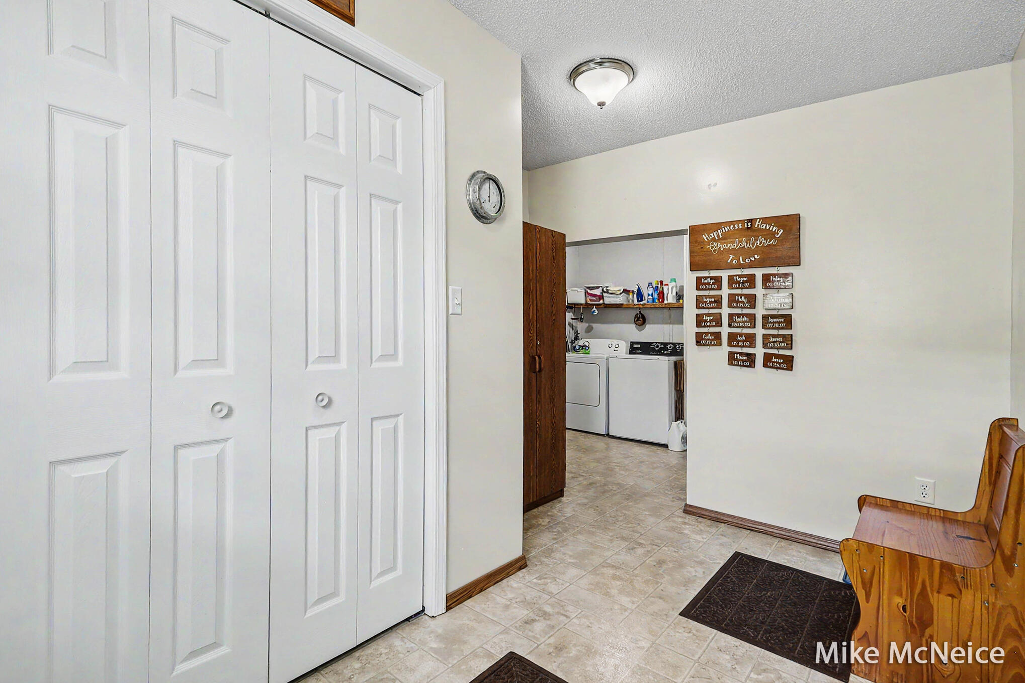 2079 W Mcmillan Road Muskegon MI 49445