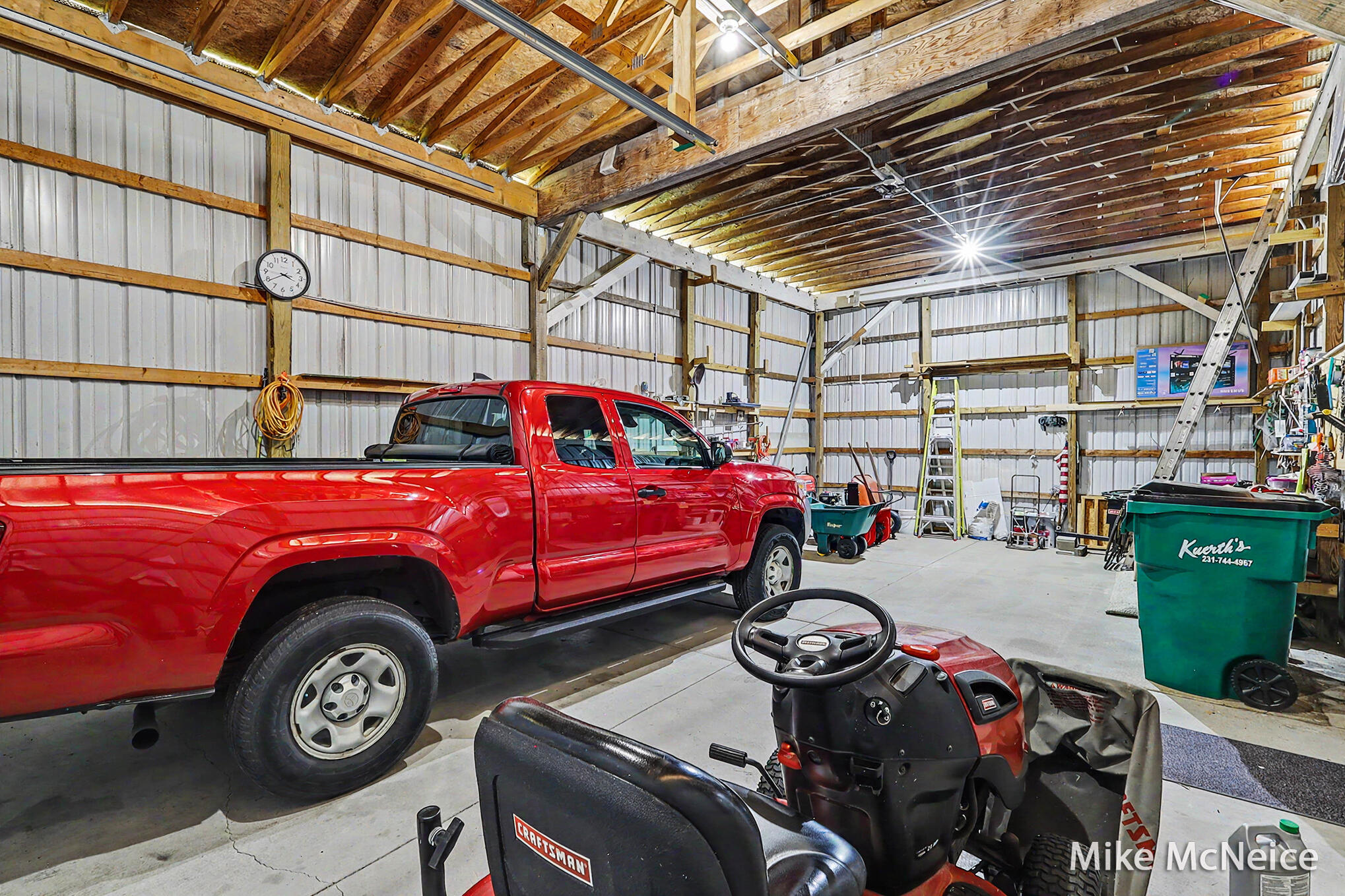 2079 W Mcmillan Road Muskegon MI 49445