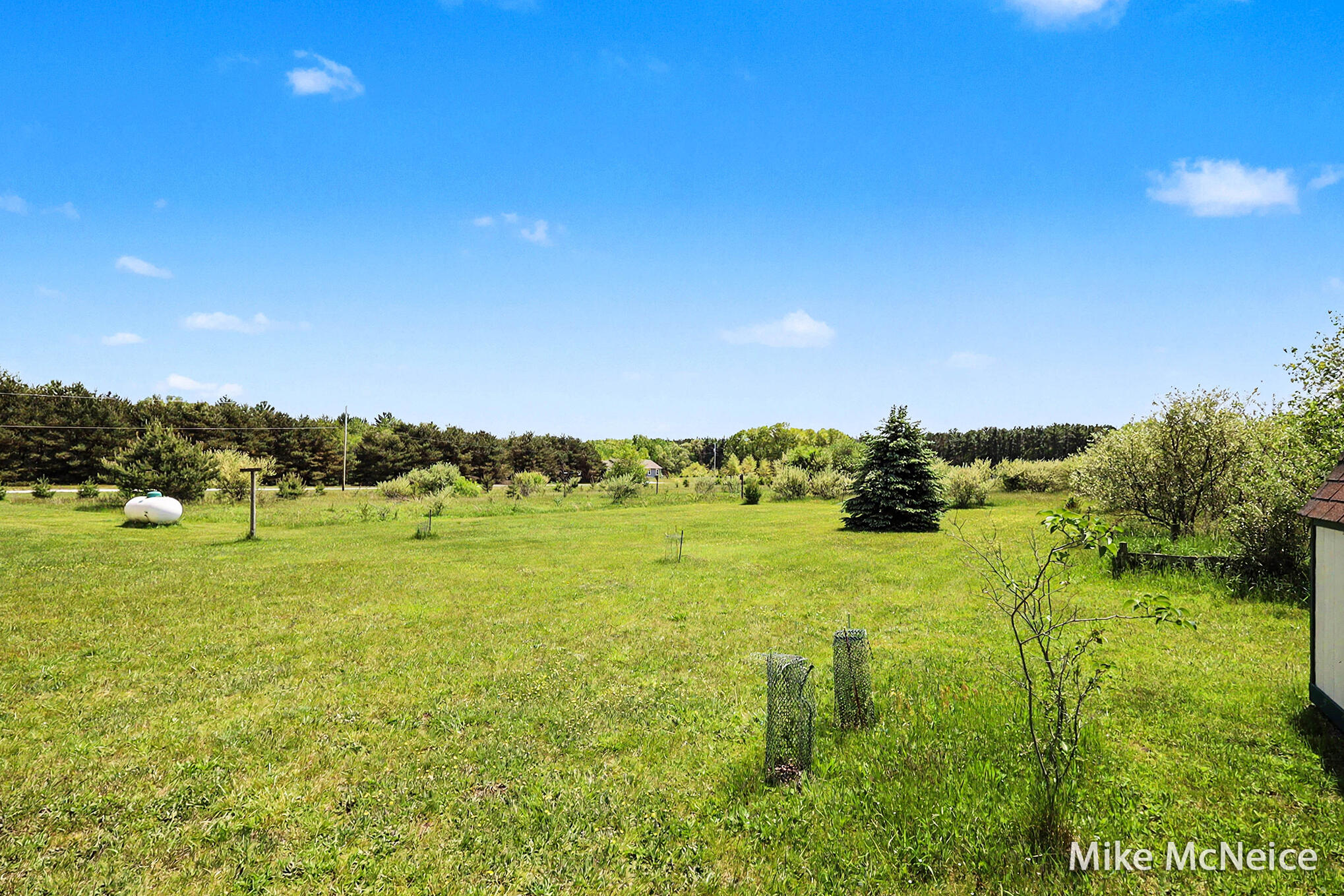 2079 W Mcmillan Road Muskegon MI 49445