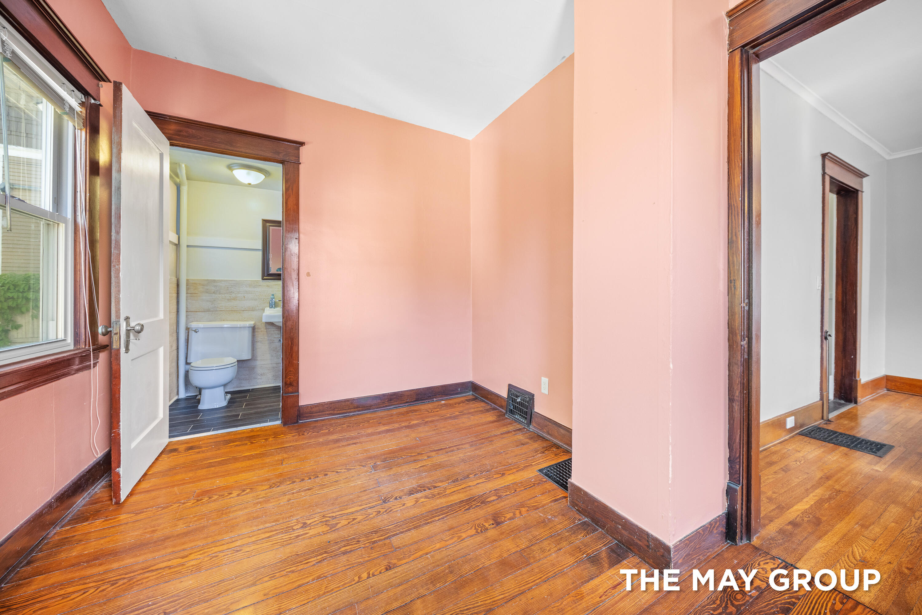733 Lockwood Street NE Grand Rapids MI 49503