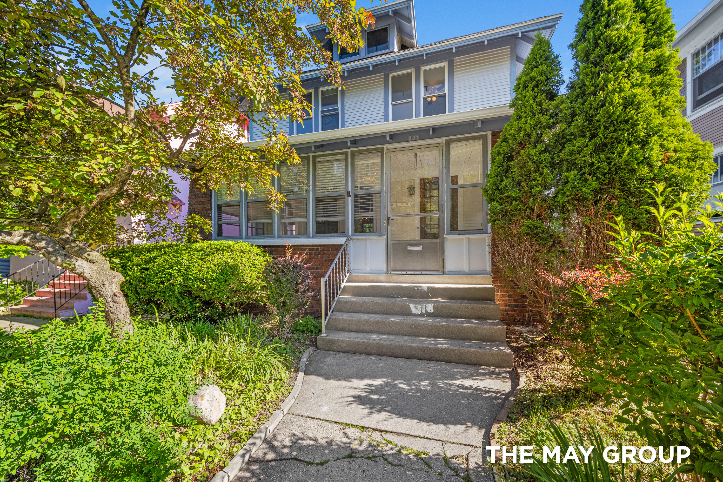 733 Lockwood Street NE Grand Rapids MI 49503