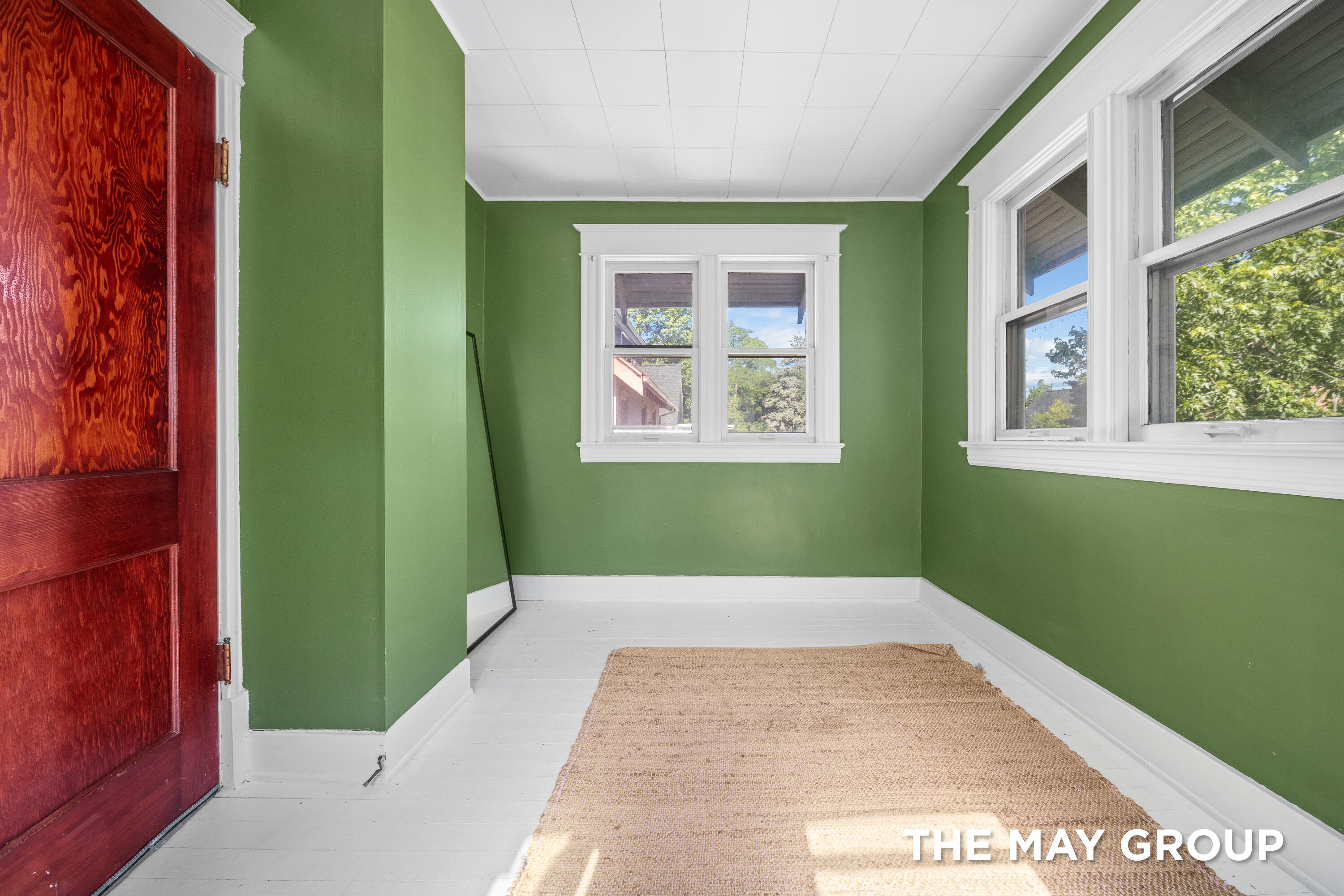 733 Lockwood Street NE Grand Rapids MI 49503