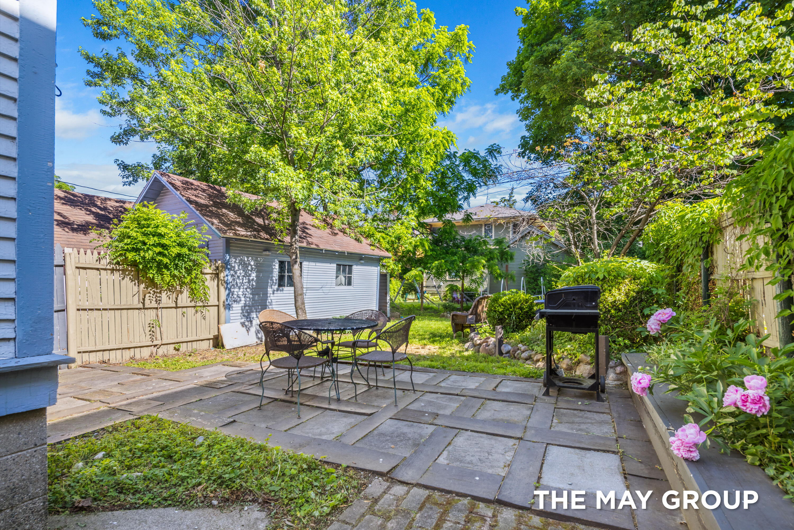 733 Lockwood Street NE Grand Rapids MI 49503