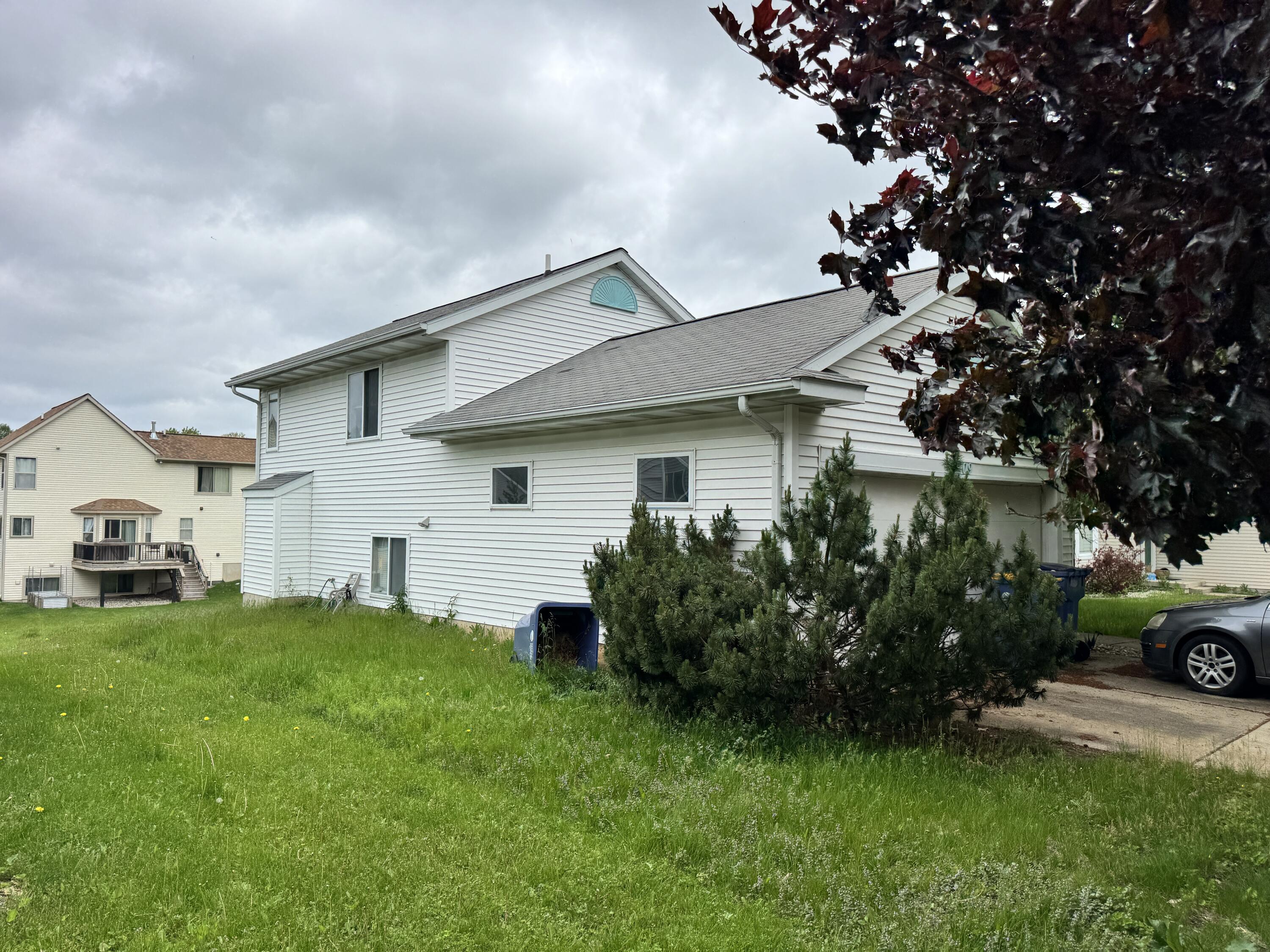 1709 Waldorn Avenue NE Grand Rapids MI 49505