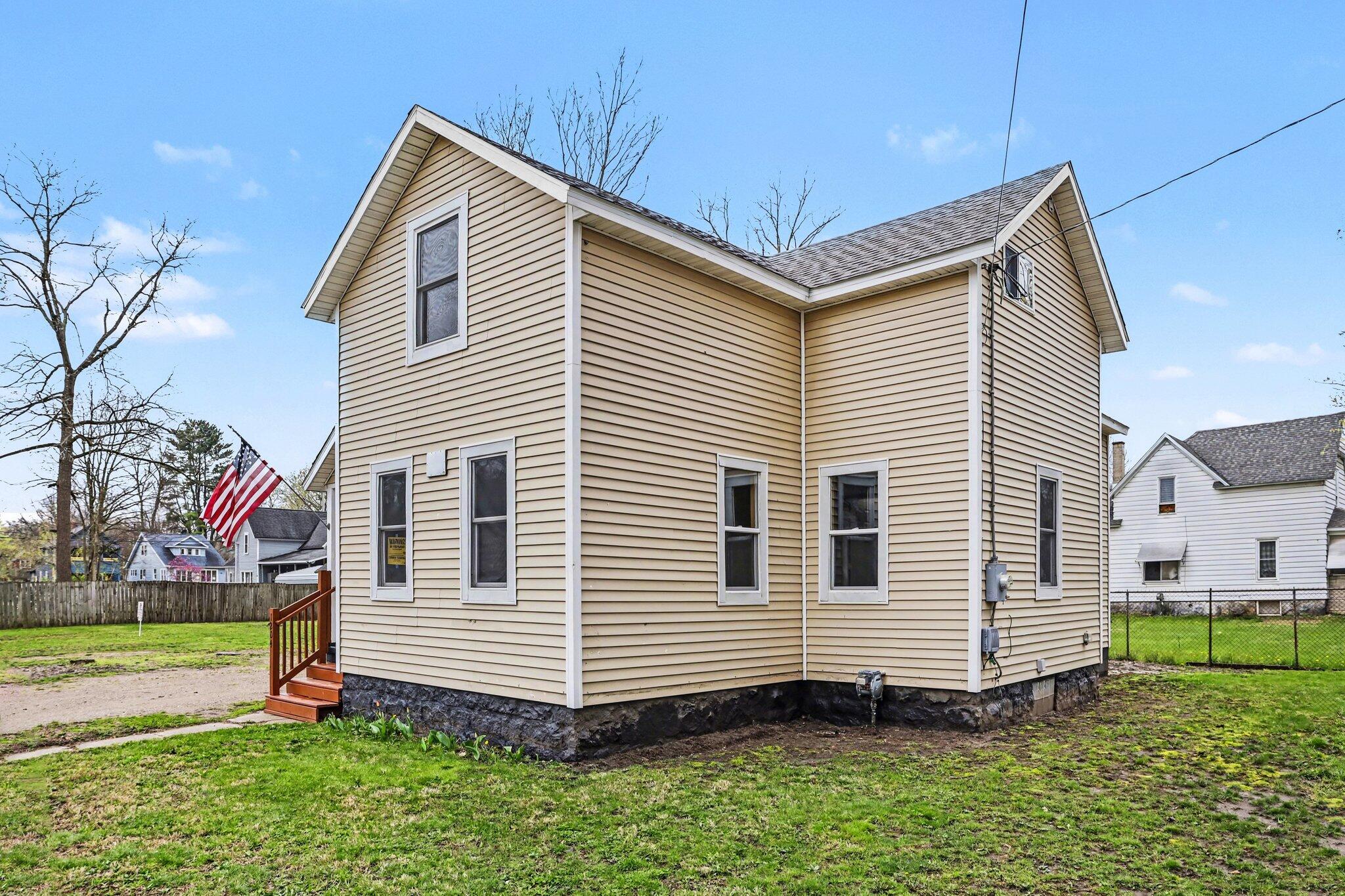 1204 March Street Kalamazoo MI 49001