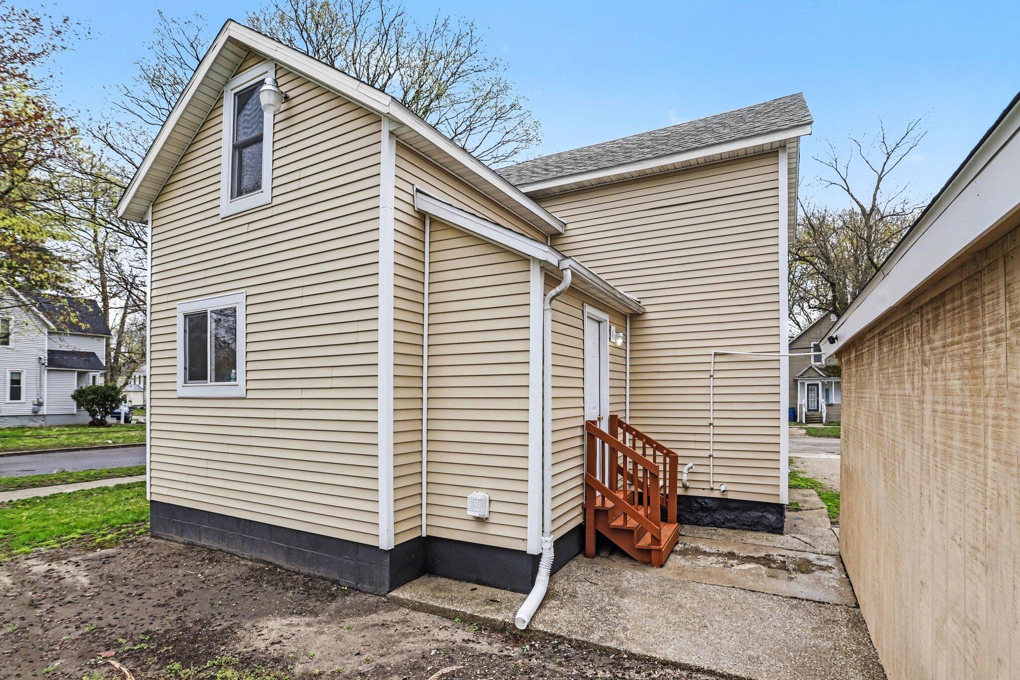 1204 March Street Kalamazoo MI 49001