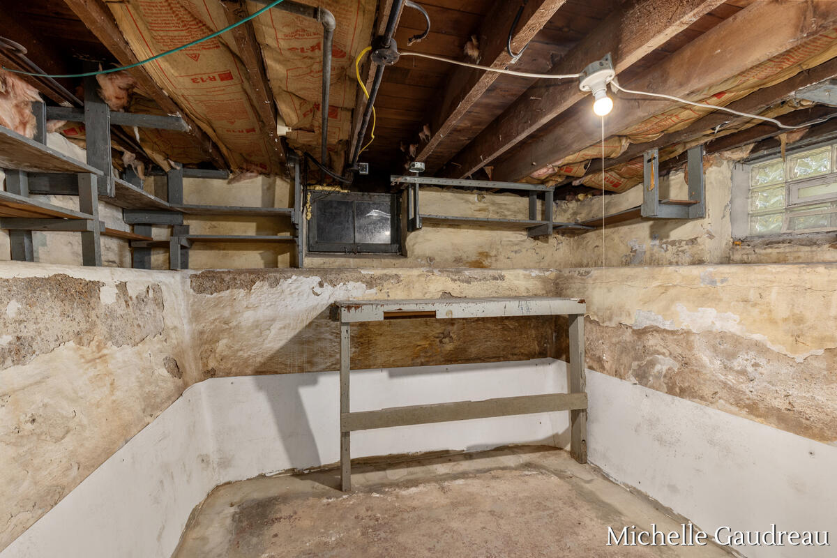 1318 Portland Avenue NE Grand Rapids MI 49505