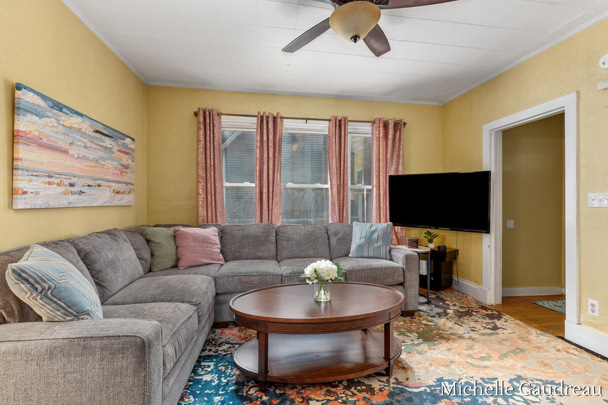 1318 Portland Avenue NE Grand Rapids MI 49505
