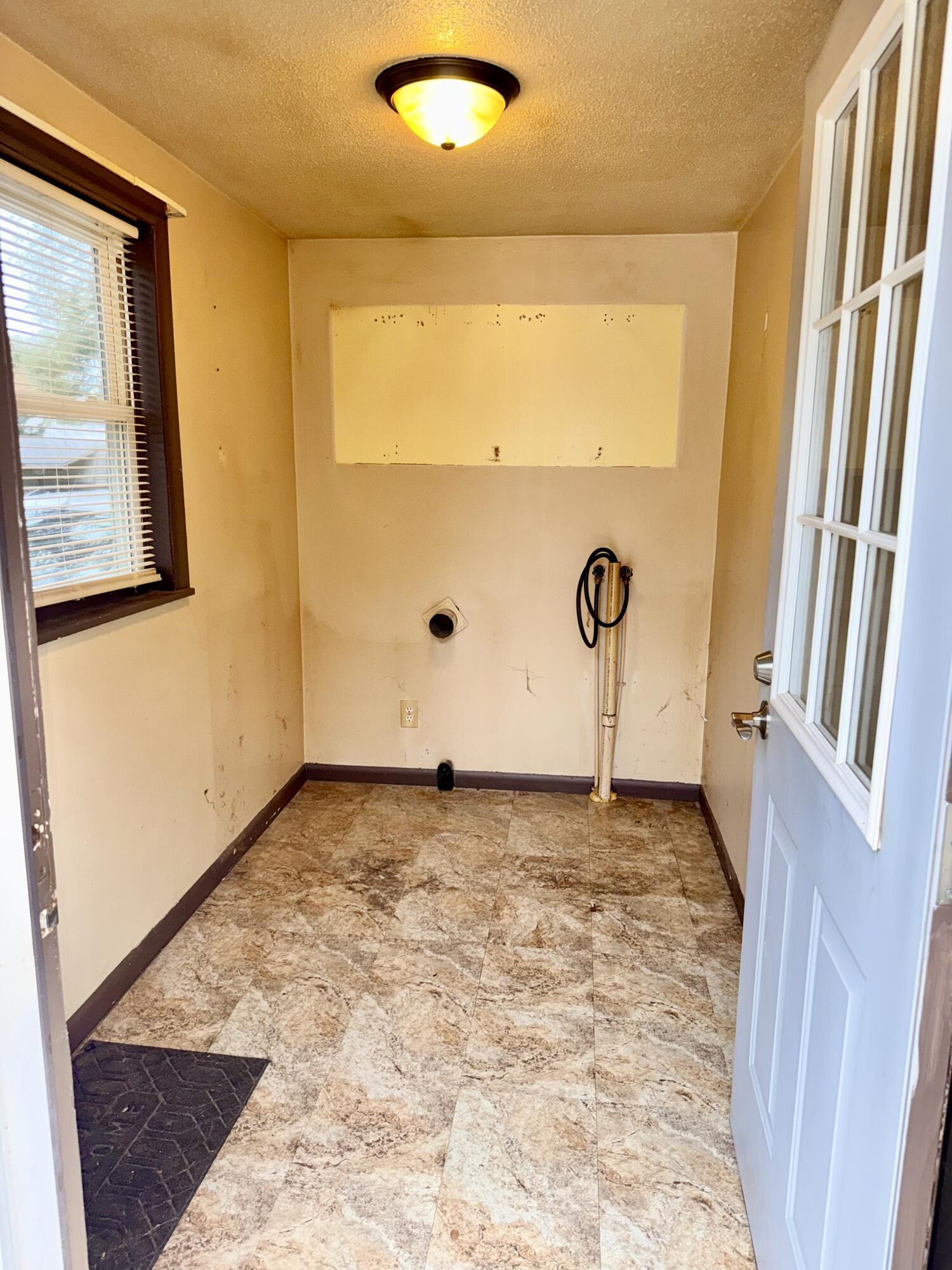 2268 Oak Park Drive Muskegon MI 49442