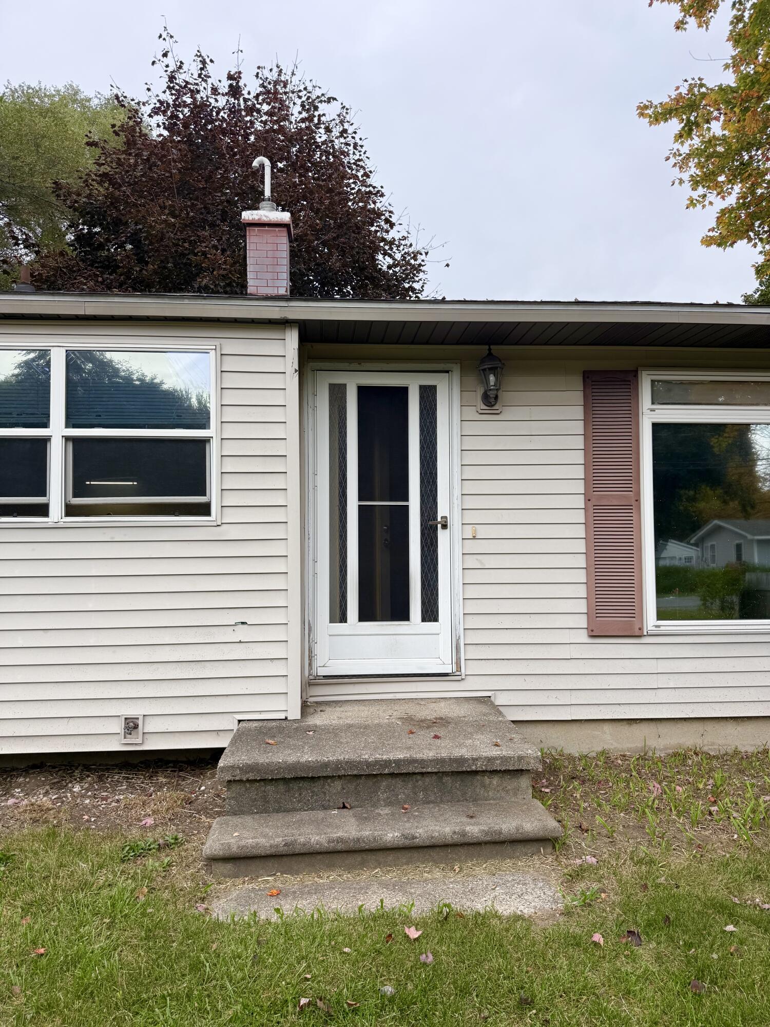 2268 Oak Park Drive Muskegon MI 49442